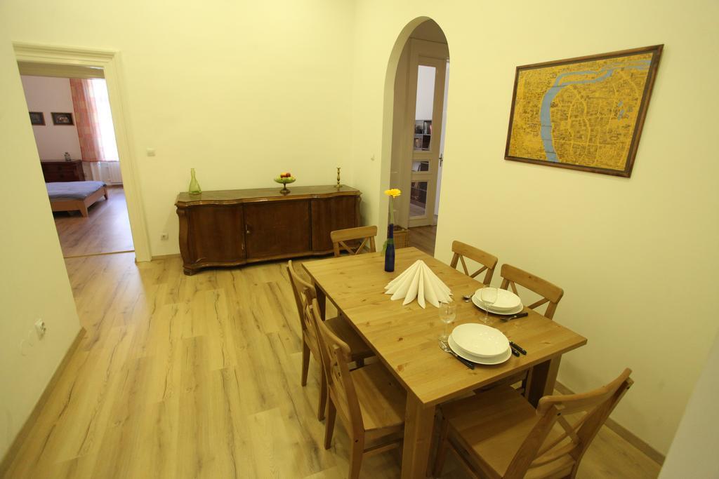 Sissy Apartment Budapest Esterno foto