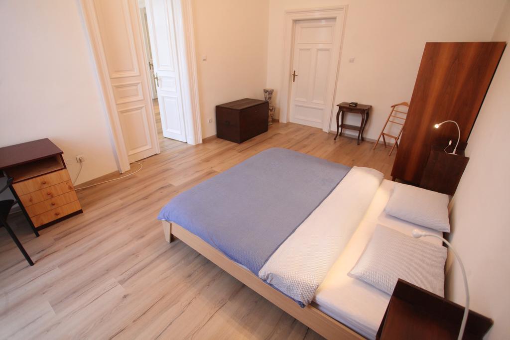 Sissy Apartment Budapest Esterno foto